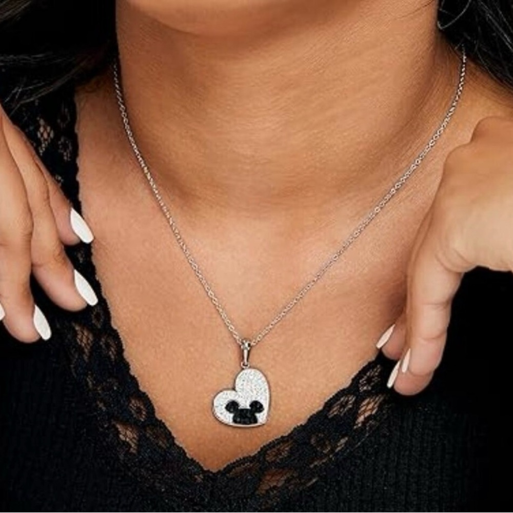Disney Mickey Mouse NIB fine silver plated heart necklace withh genuine crystals - Picture 2 of 12